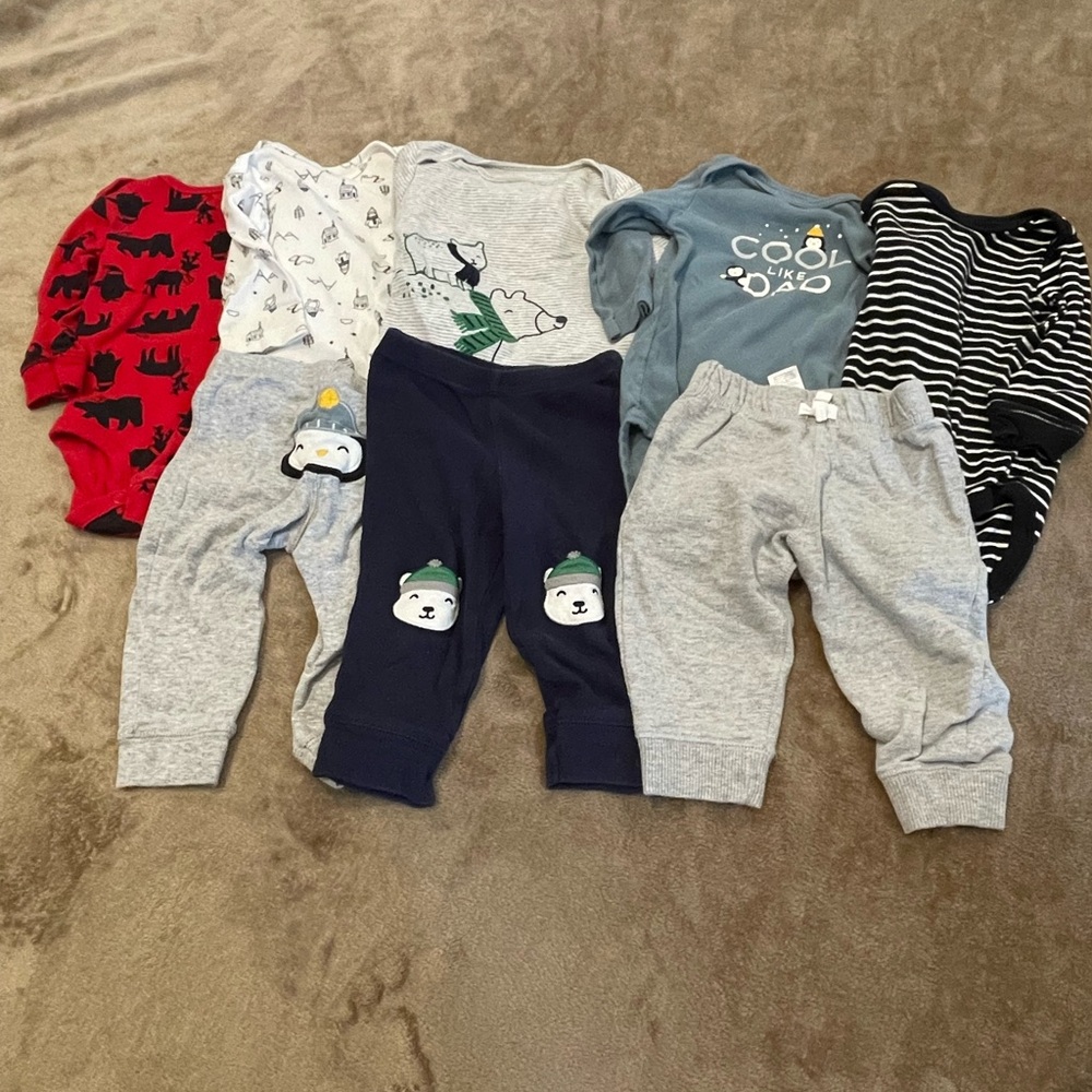 Carter's Winter Bundle Lot Of 8 Items Size 9 Months